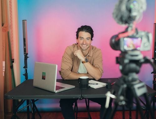Influencer creating branded content, representing Gysho’s approach to amplifying marketing impact through strategic influencer partnerships.